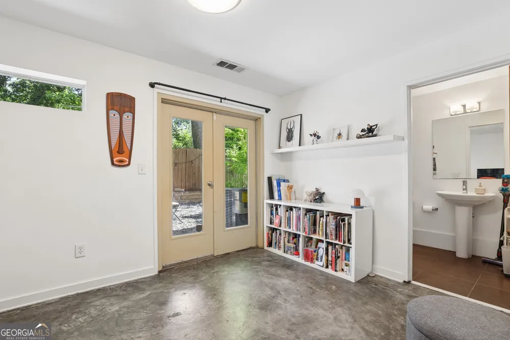 100 Moreland AVE Atlanta, GA 30316