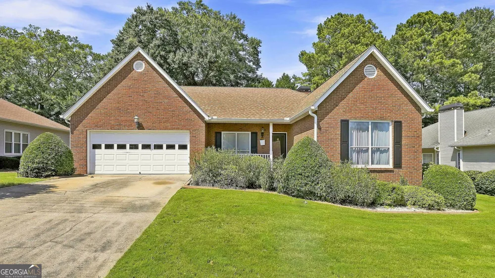 250 Brittany Chase Fayetteville, GA 30214