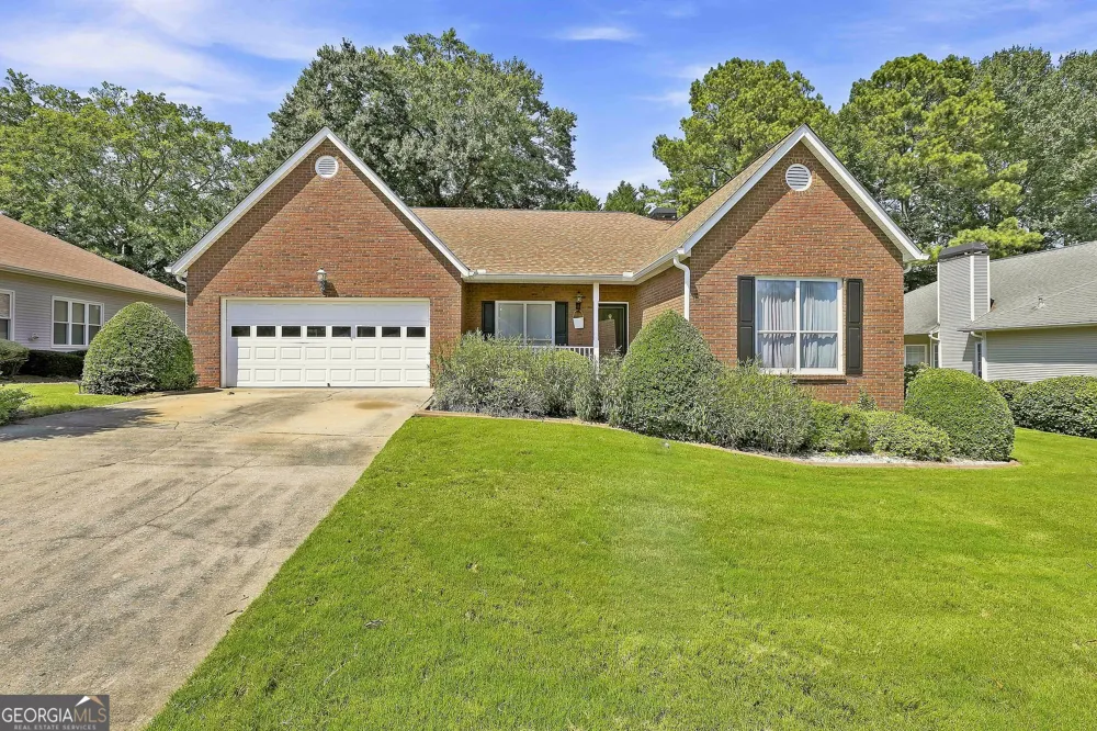 250 Brittany Chase Fayetteville, GA 30214