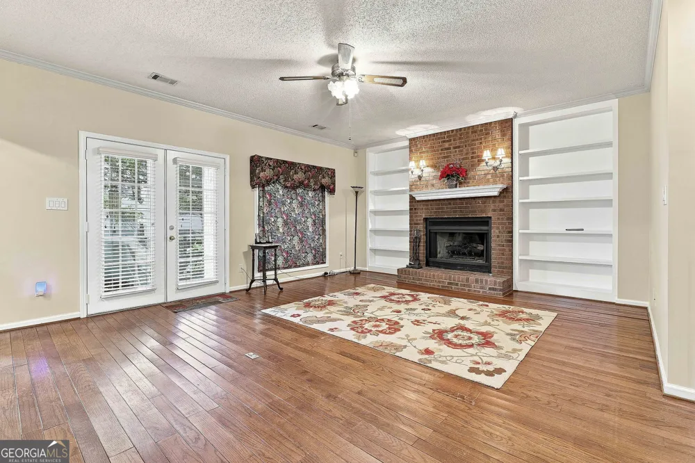 250 Brittany Chase Fayetteville, GA 30214