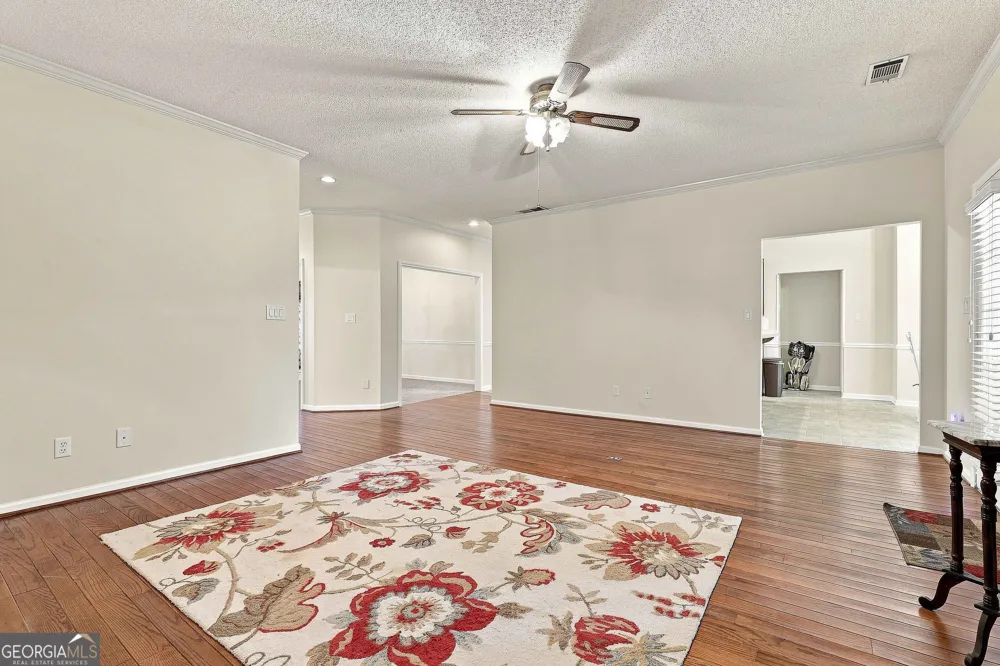 250 Brittany Chase Fayetteville, GA 30214