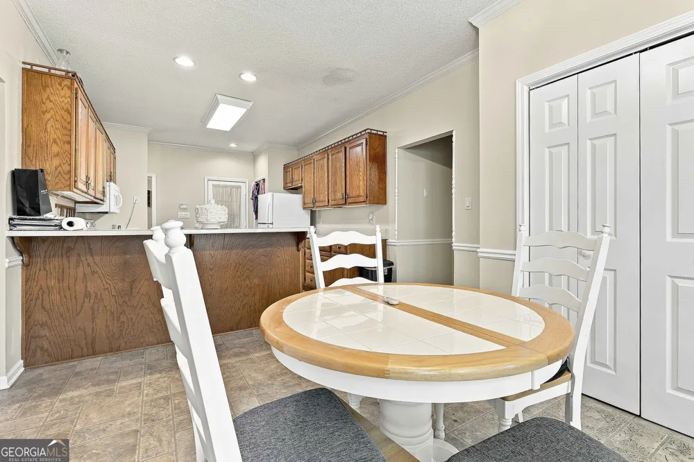 250 Brittany Chase Fayetteville, GA 30214