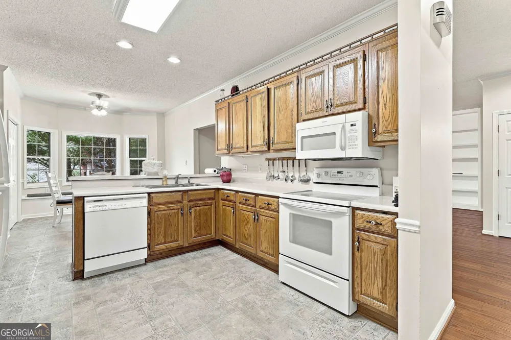 250 Brittany Chase Fayetteville, GA 30214