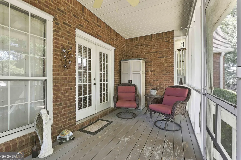 250 Brittany Chase Fayetteville, GA 30214