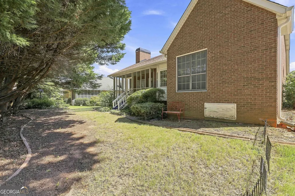 250 Brittany Chase Fayetteville, GA 30214