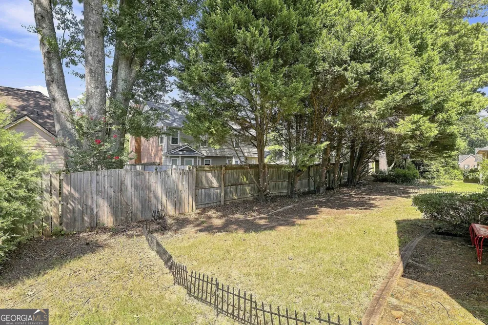 250 Brittany Chase Fayetteville, GA 30214