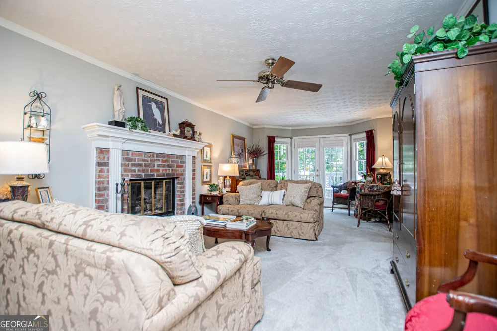 3191 Cedardale DR Douglasville, GA 30135