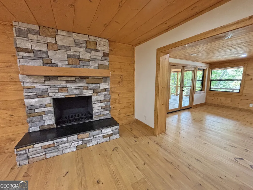 251 Walnut RD Blairsville, GA 30512