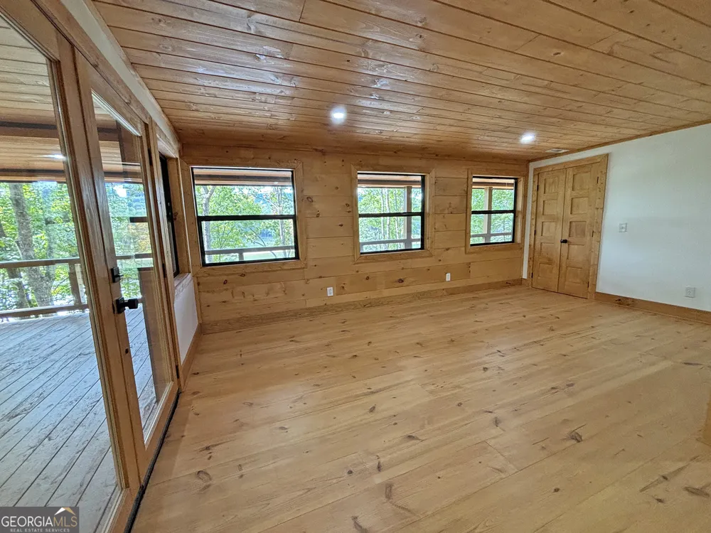 251 Walnut RD Blairsville, GA 30512