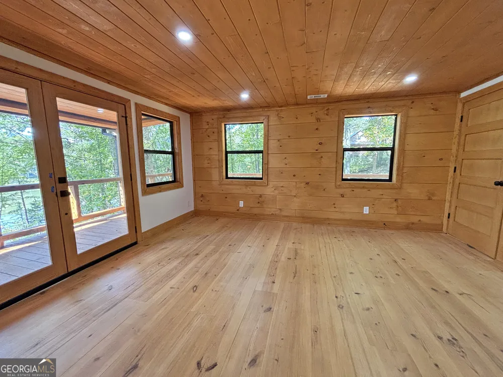 251 Walnut RD Blairsville, GA 30512