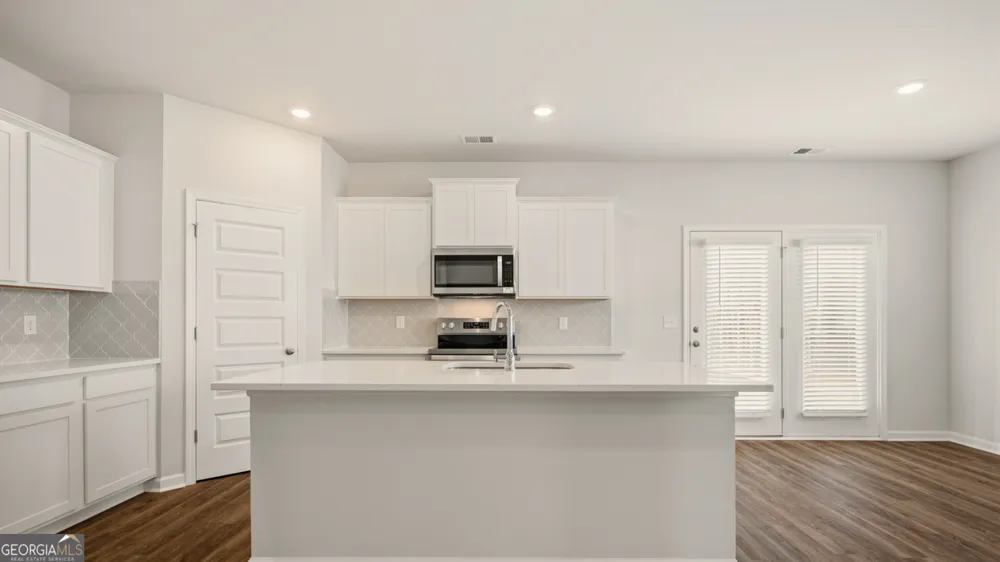 109 Oakchase Park LN Hampton, GA 30228