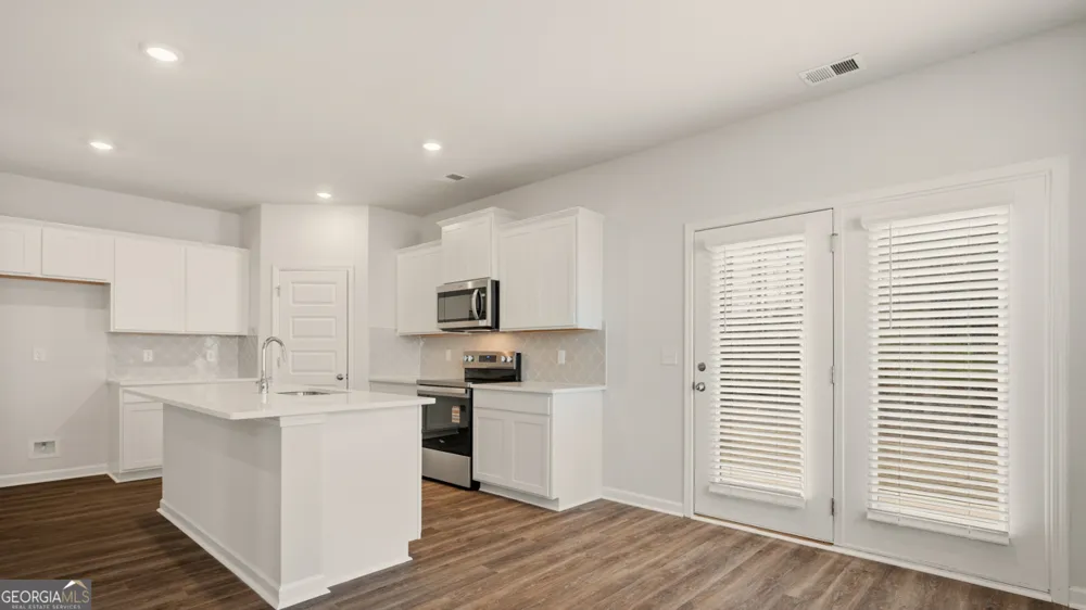 109 Oakchase Park LN Hampton, GA 30228
