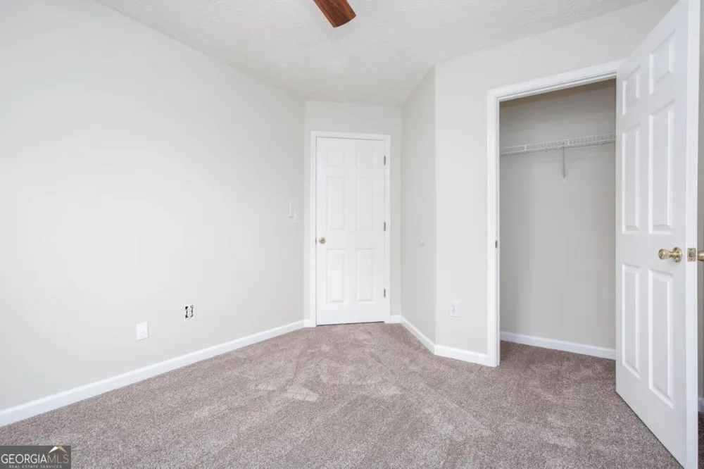1077 Athena CT Acworth, GA 30101
