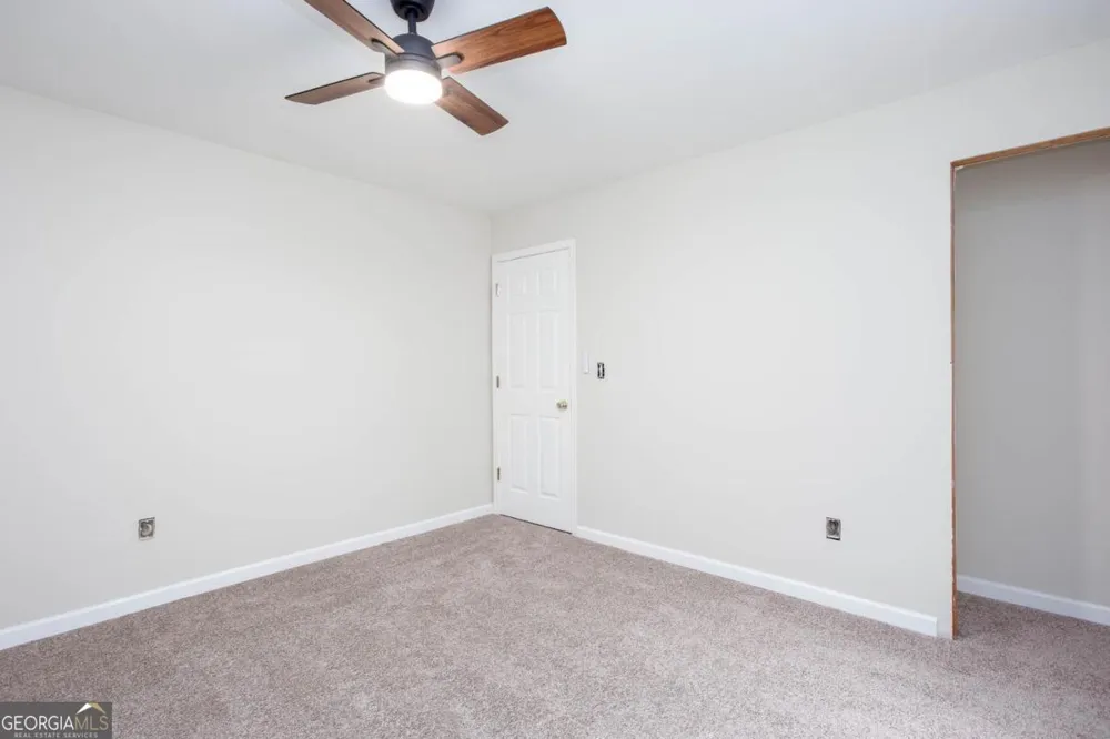 1077 Athena CT Acworth, GA 30101
