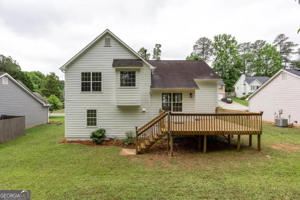 1077 Athena CT Acworth, GA 30101