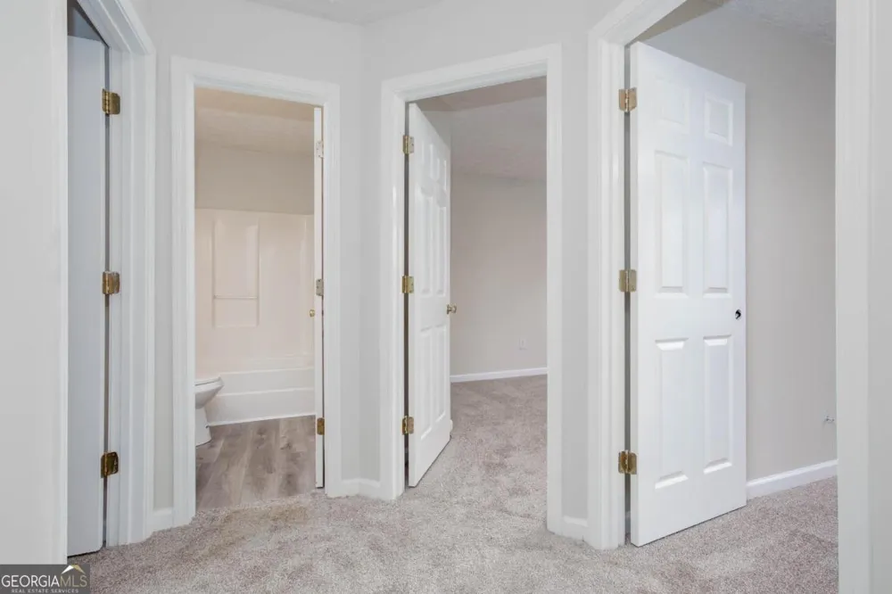 1077 Athena CT Acworth, GA 30101