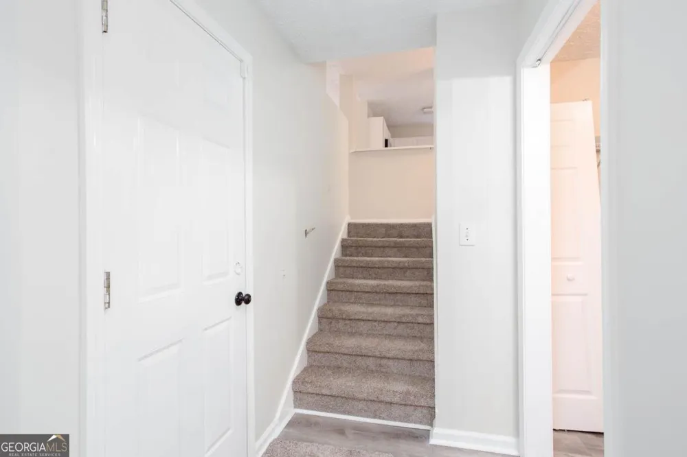 1077 Athena CT Acworth, GA 30101