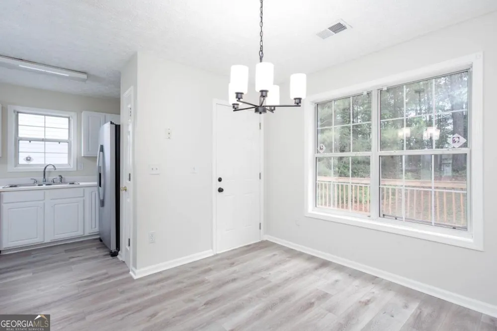1077 Athena CT Acworth, GA 30101