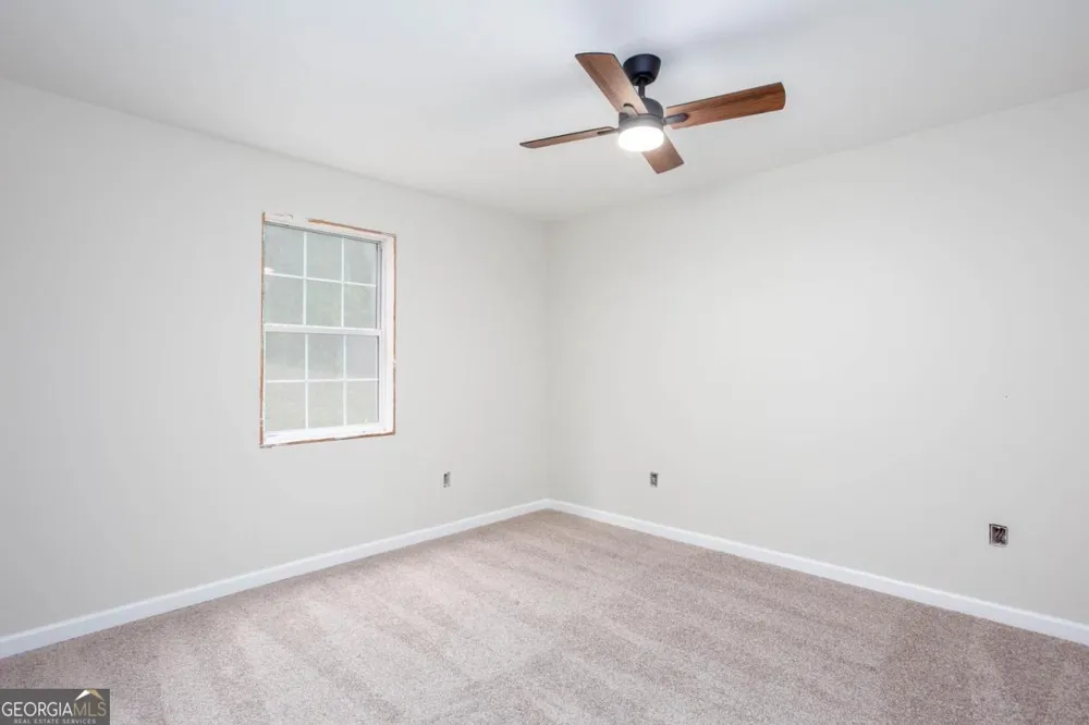 1077 Athena CT Acworth, GA 30101