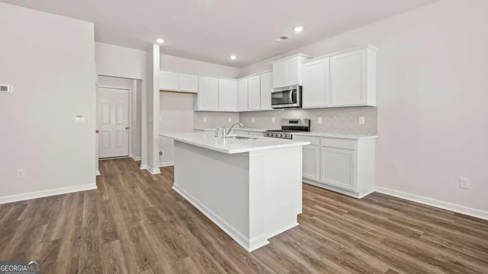 104 Oakchase Park LN Hampton, GA 30228