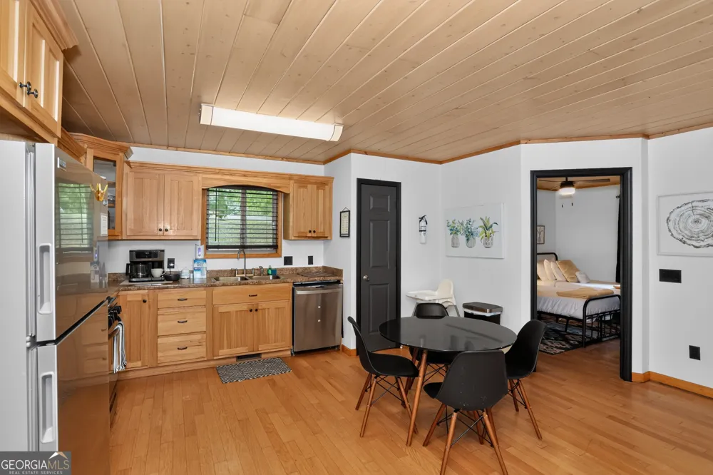 333 Bent Wood LN Blue Ridge, GA 30513