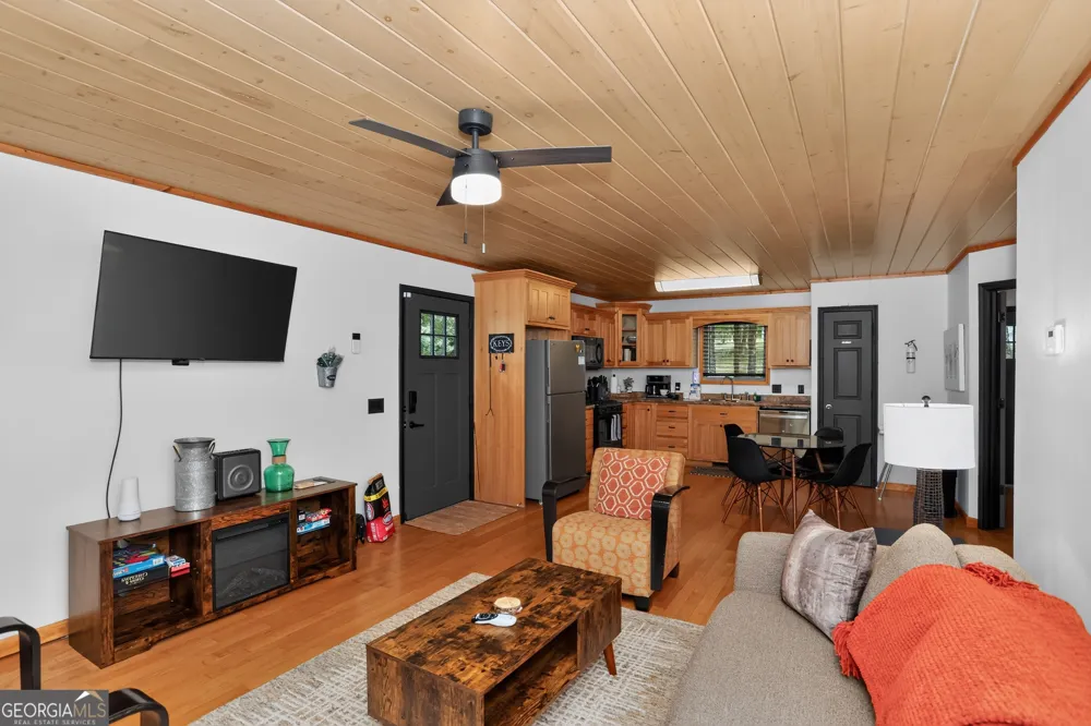333 Bent Wood LN Blue Ridge, GA 30513