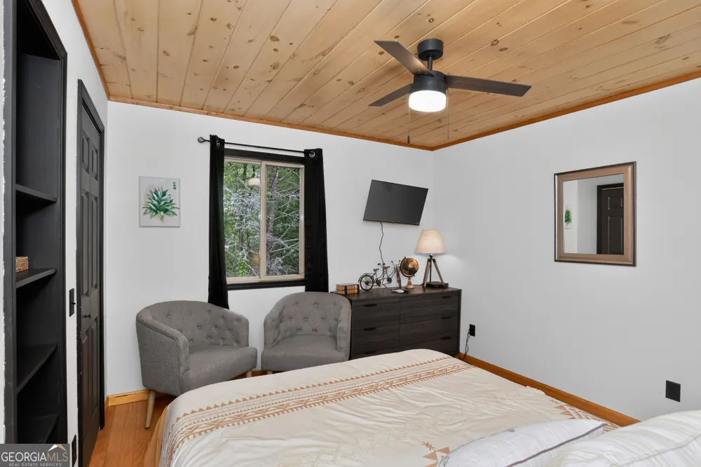 333 Bent Wood LN Blue Ridge, GA 30513