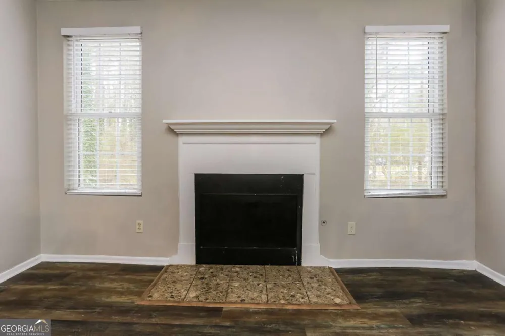 442 Sherwood Oaks RD Stone Mountain, GA 30087