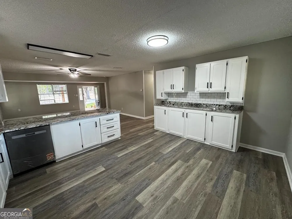 5781 Adams RD Valdosta, GA 31601