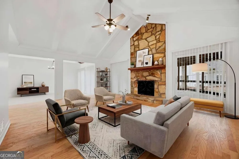 495 Knoll Woods DR Roswell, GA 30075