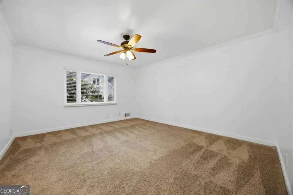495 Knoll Woods DR Roswell, GA 30075
