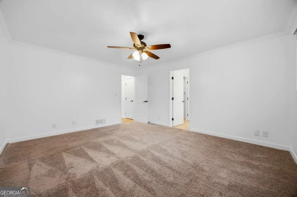 495 Knoll Woods DR Roswell, GA 30075