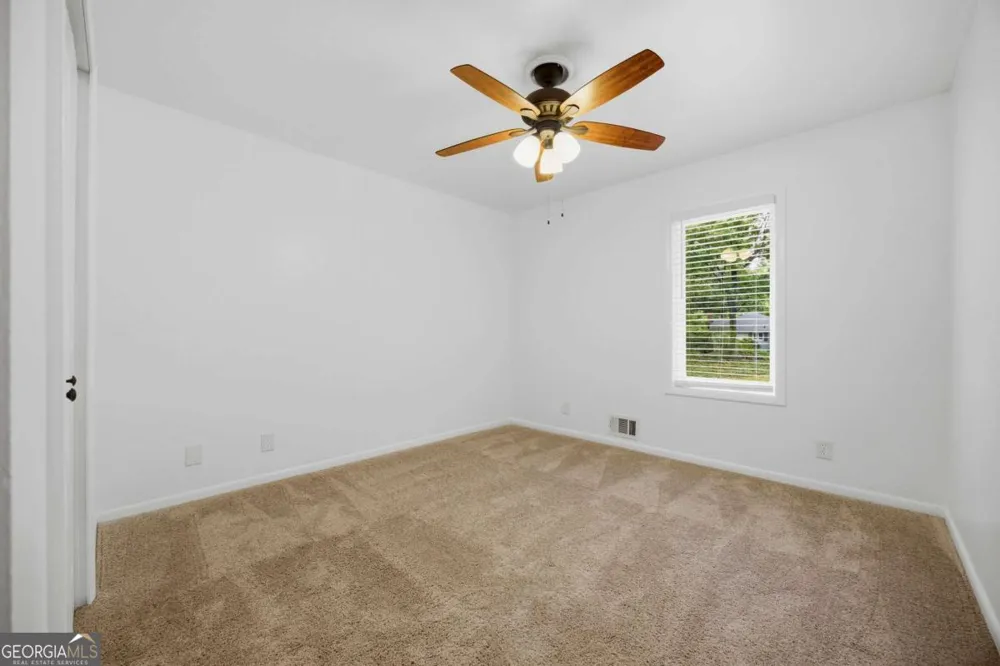495 Knoll Woods DR Roswell, GA 30075