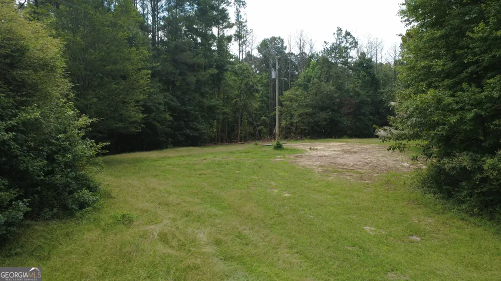 740 Barnes RD Bowdon, GA 30108