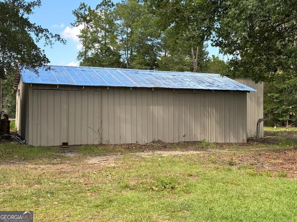 57 Lakeside DR Tifton, GA 31793