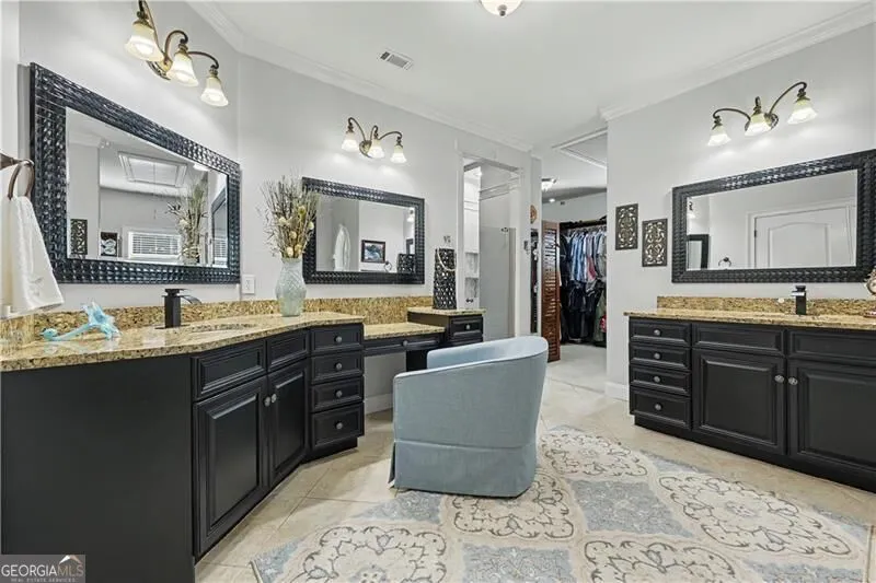 53 Saint Ives CIR Winder, GA 30680