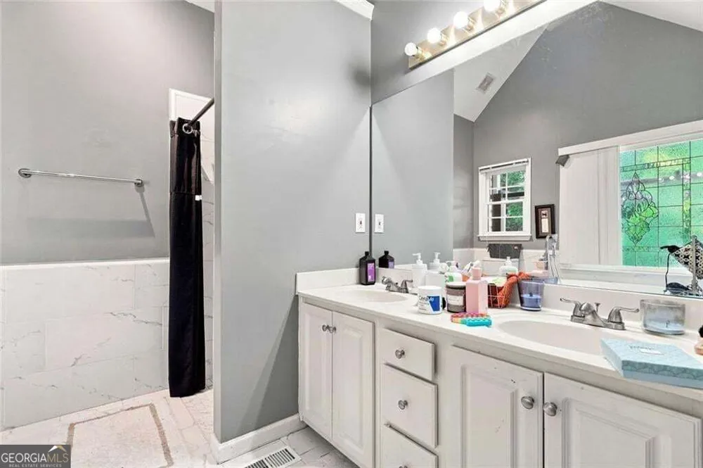 228 Meryton CIR Dallas, GA 30157