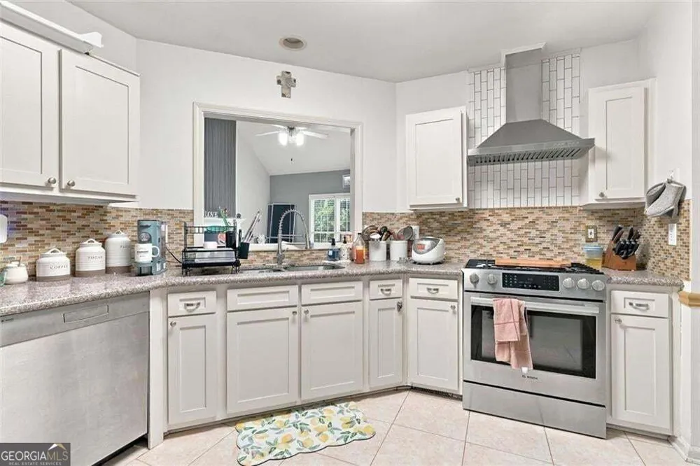 228 Meryton CIR Dallas, GA 30157