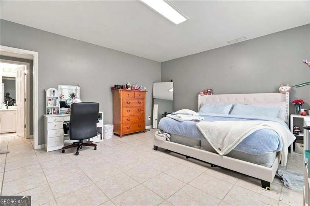 228 Meryton CIR Dallas, GA 30157