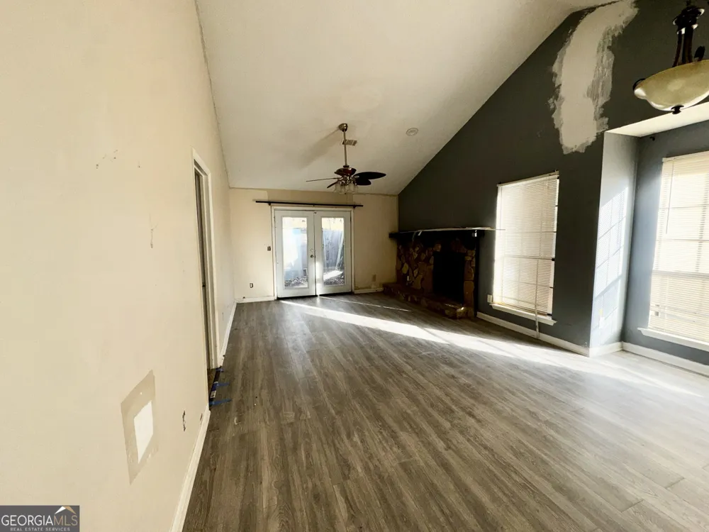 871 Brandy Oaks LN Stone Mountain, GA 30088