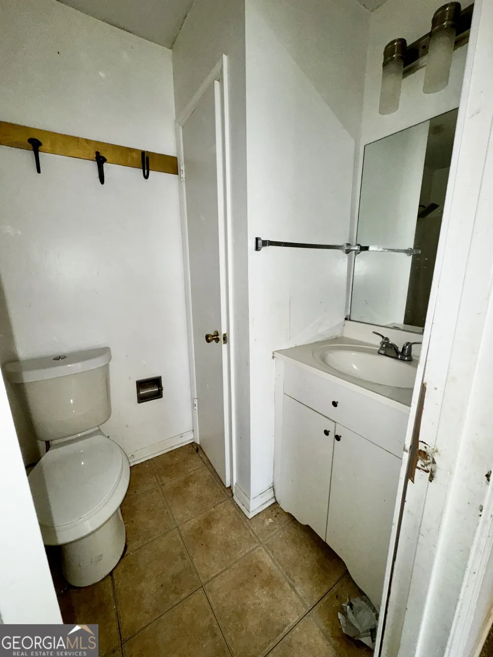 871 Brandy Oaks LN Stone Mountain, GA 30088