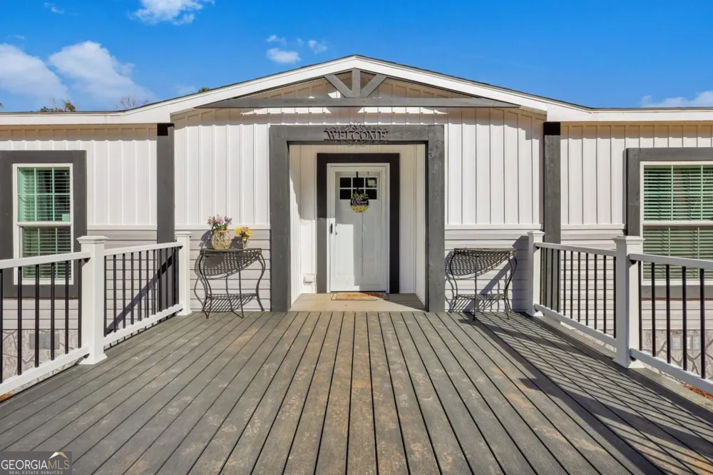 2505 Odum Road South Odum, GA 31555