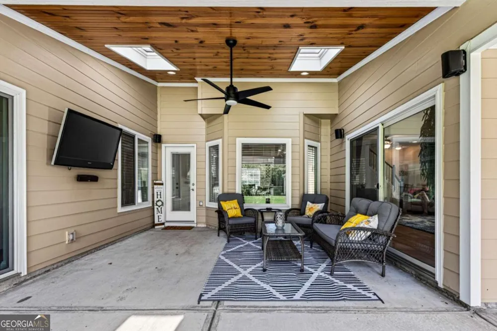 3289 Brooksong WAY Dacula, GA 30019