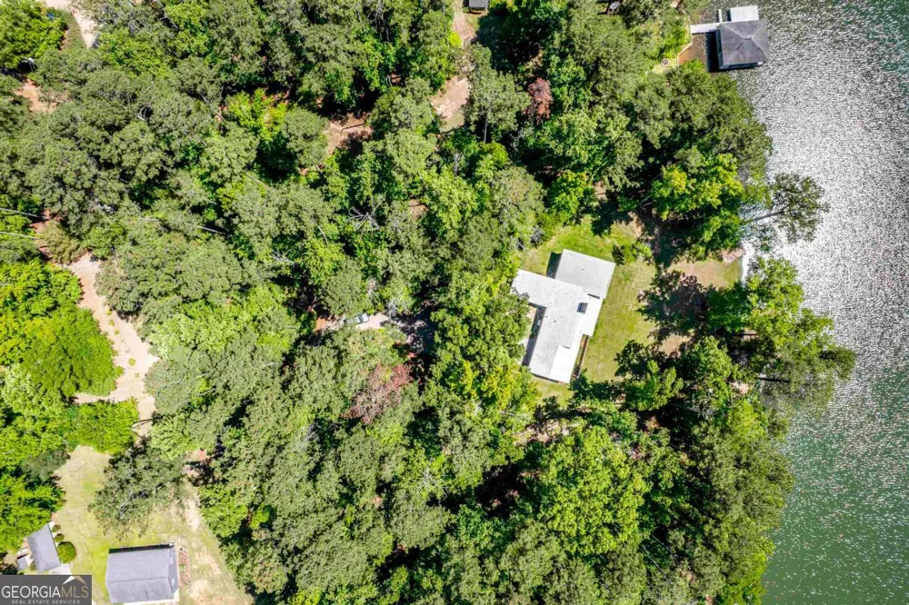106 Twisting Hill LN Eatonton, GA 31024