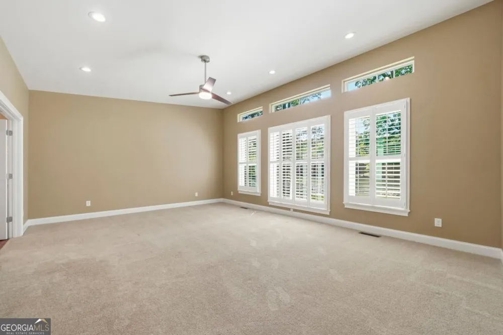 106 Twisting Hill LN Eatonton, GA 31024