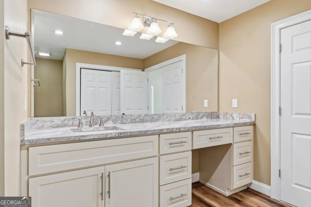 106 Twisting Hill LN Eatonton, GA 31024