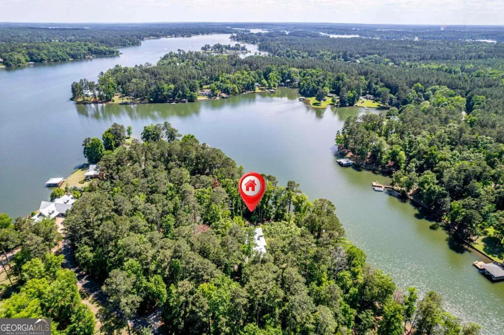106 Twisting Hill LN Eatonton, GA 31024