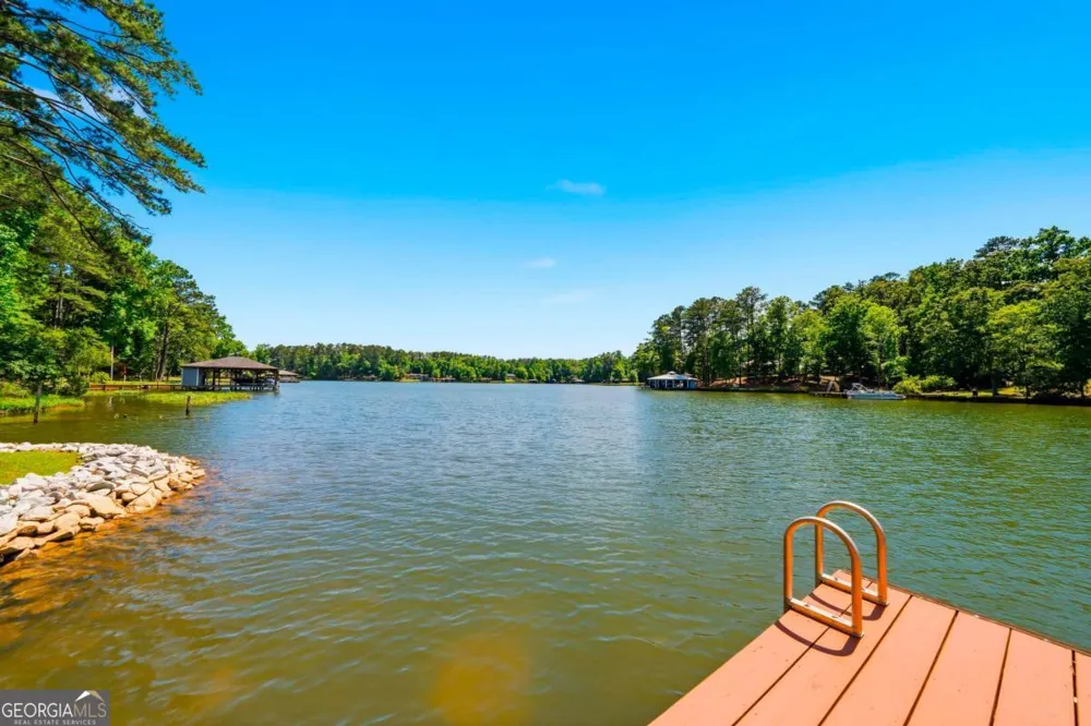 106 Twisting Hill LN Eatonton, GA 31024