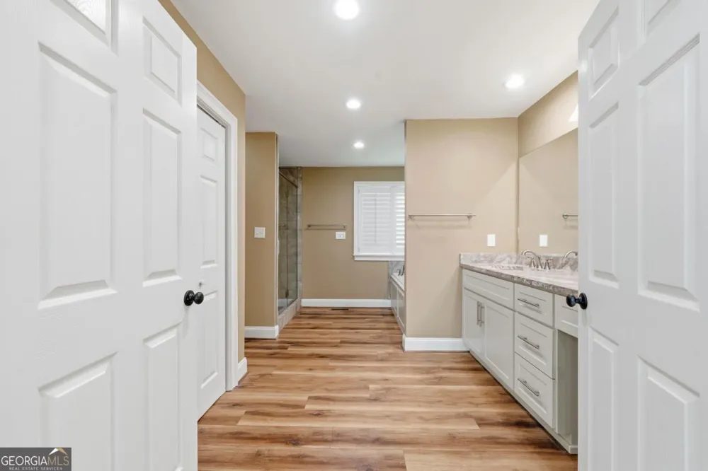 106 Twisting Hill LN Eatonton, GA 31024
