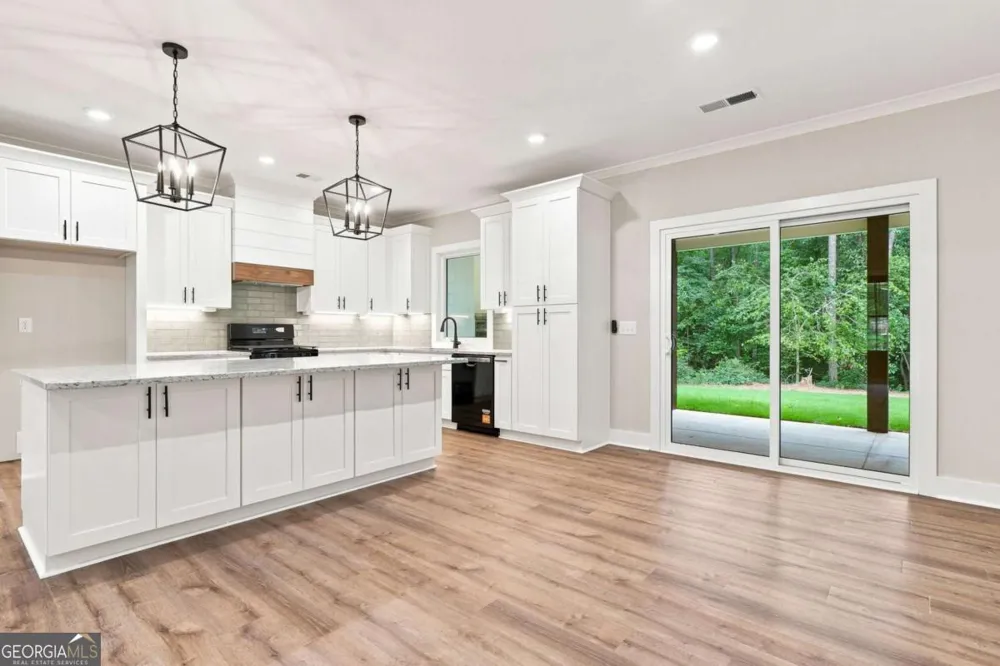 647 S McCollum DR Canton, GA 30114
